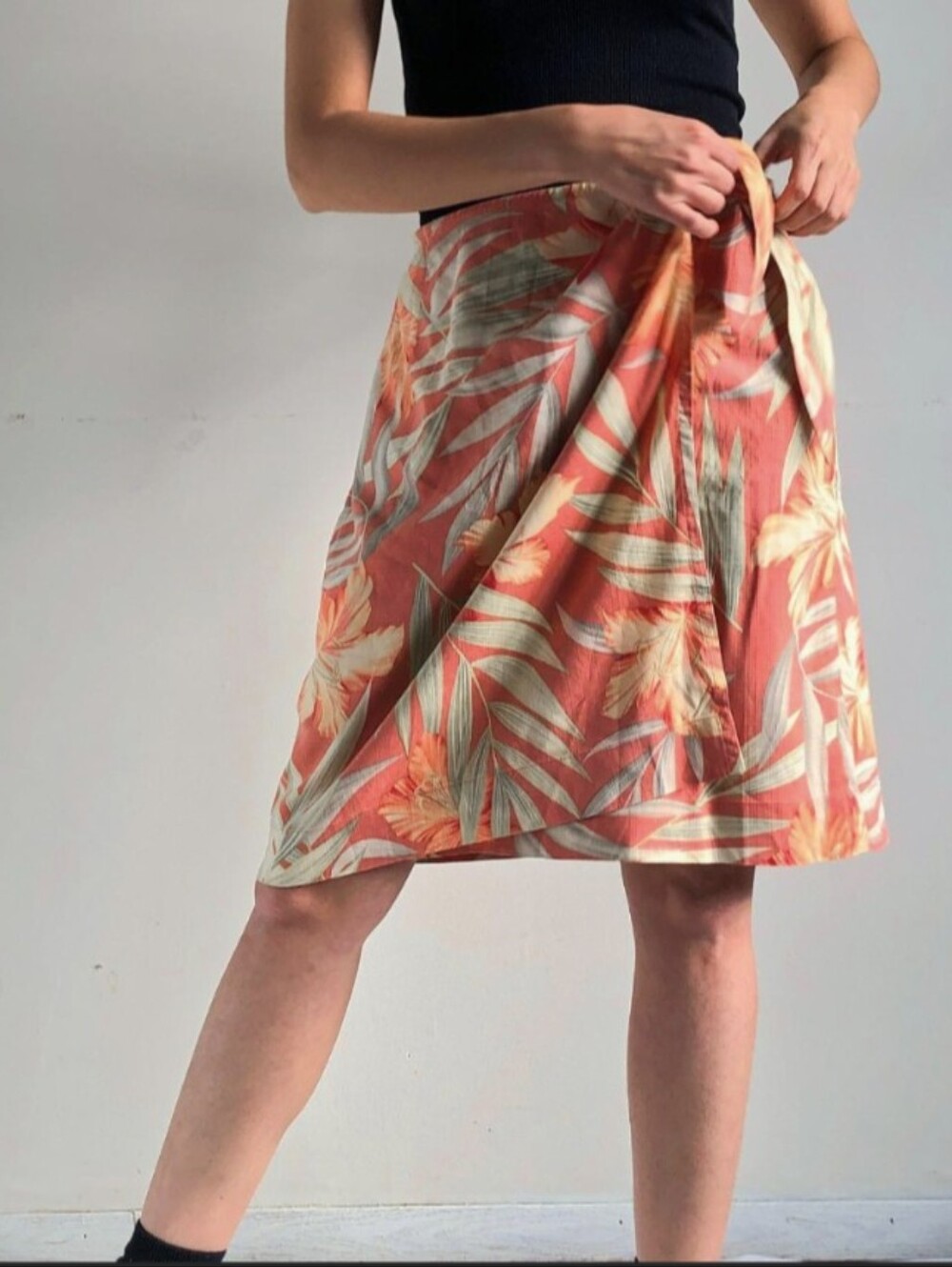 Tommy Bahama Vintage Silk Blend Terracotta Hawaiian Print Side Tie Wrap Skirt- L - Picture 3 of 12